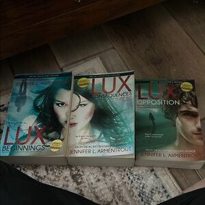 Lux Series Books by Jennifer L. Armentrout